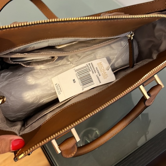 Brand New Brown Michael Kors Handbag - Picture 3 of 3
